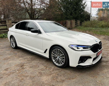 Білий БМВ 5 Серія, об'ємом двигуна 2 л та пробігом 122 тис. км за 29300 $, фото 7 на Automoto.ua