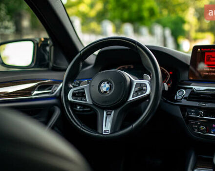 Білий БМВ 5 Серія, об'ємом двигуна 3 л та пробігом 56 тис. км за 50000 $, фото 60 на Automoto.ua