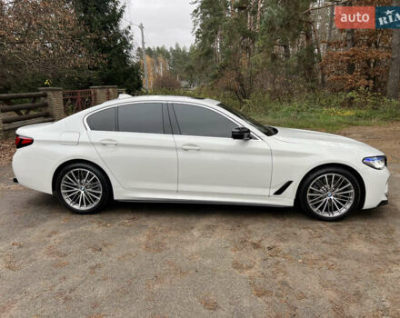 Білий БМВ 5 Серія, об'ємом двигуна 2 л та пробігом 122 тис. км за 29300 $, фото 8 на Automoto.ua