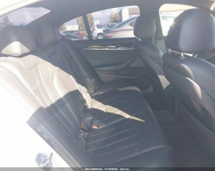 Белый БМВ 5 Серия, объемом двигателя 2 л и пробегом 72 тыс. км за 7500 $, фото 7 на Automoto.ua