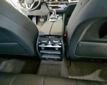 Білий БМВ 5 Серія, об'ємом двигуна 2 л та пробігом 65 тис. км за 19900 $, фото 10 на Automoto.ua