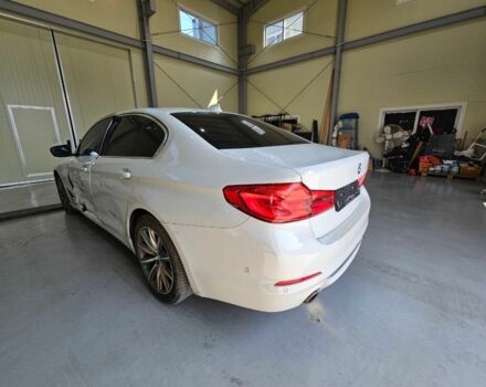 Білий БМВ 5 Серія, об'ємом двигуна 2 л та пробігом 65 тис. км за 19900 $, фото 7 на Automoto.ua