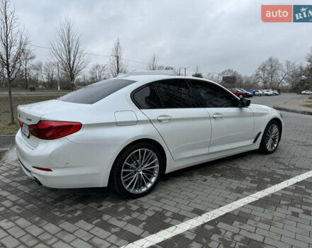 Белый БМВ 5 Серия, объемом двигателя 2 л и пробегом 111 тыс. км за 32500 $, фото 7 на Automoto.ua