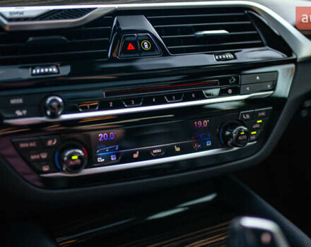 Білий БМВ 5 Серія, об'ємом двигуна 3 л та пробігом 56 тис. км за 50000 $, фото 40 на Automoto.ua