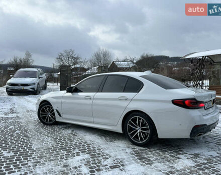 Белый БМВ 5 Серия, объемом двигателя 2 л и пробегом 175 тыс. км за 37650 $, фото 6 на Automoto.ua