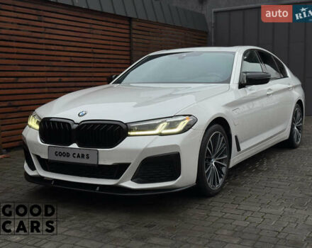 Белый БМВ 5 Серия, объемом двигателя 2 л и пробегом 105 тыс. км за 37000 $, фото 2 на Automoto.ua