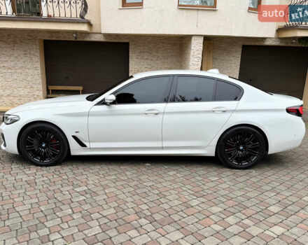 Белый БМВ 5 Серия, объемом двигателя 2.99 л и пробегом 199 тыс. км за 44800 $, фото 11 на Automoto.ua