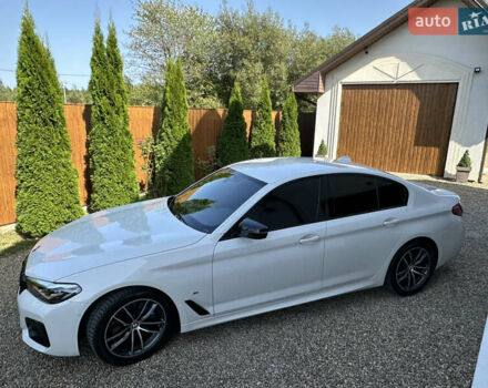 БМВ 5 Серия 2020 в Ивано-Франковске на Automoto.ua Белый БМВ 5 Серия, объемом двигателя 2 л и пробегом 174 тыс. км за 36750 $, фото 6 на Automoto.ua
