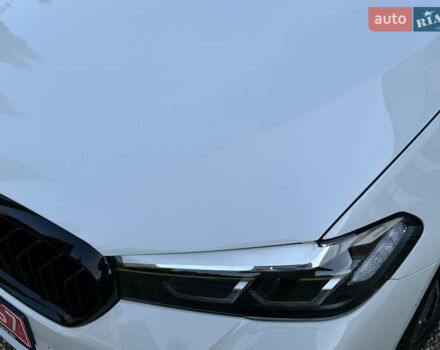 БМВ 5 Серия 2020 в Ивано-Франковске на Automoto.ua Белый БМВ 5 Серия, объемом двигателя 2 л и пробегом 174 тыс. км за 36750 $, фото 15 на Automoto.ua