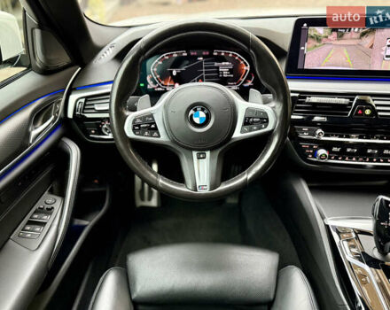 Белый БМВ 5 Серия, объемом двигателя 2.99 л и пробегом 199 тыс. км за 44800 $, фото 21 на Automoto.ua