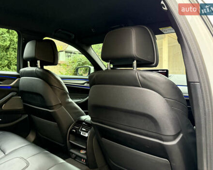 Белый БМВ 5 Серия, объемом двигателя 2.99 л и пробегом 199 тыс. км за 44800 $, фото 32 на Automoto.ua