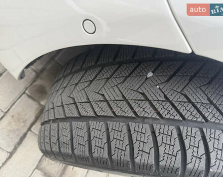 Белый БМВ 5 Серия, объемом двигателя 3 л и пробегом 85 тыс. км за 30000 $, фото 19 на Automoto.ua