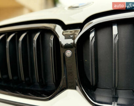 Белый БМВ 5 Серия, объемом двигателя 2.99 л и пробегом 199 тыс. км за 44800 $, фото 14 на Automoto.ua