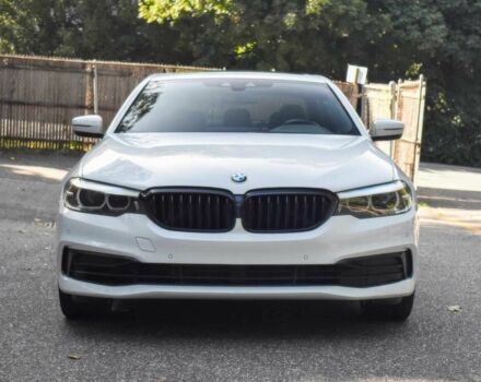 Белый БМВ 5 Серия, объемом двигателя 2 л и пробегом 39 тыс. км за 14800 $, фото 1 на Automoto.ua