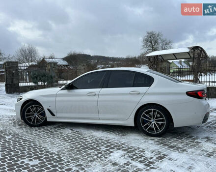 Белый БМВ 5 Серия, объемом двигателя 2 л и пробегом 175 тыс. км за 37650 $, фото 5 на Automoto.ua