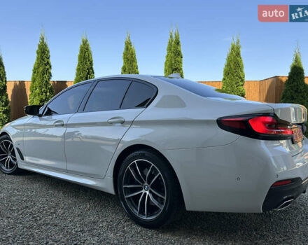 БМВ 5 Серия 2020 в Ивано-Франковске на Automoto.ua Белый БМВ 5 Серия, объемом двигателя 2 л и пробегом 174 тыс. км за 36750 $, фото 4 на Automoto.ua