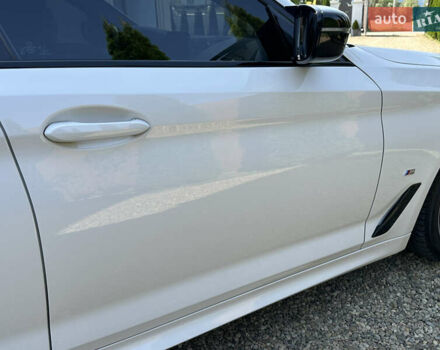 БМВ 5 Серия 2020 в Ивано-Франковске на Automoto.ua Белый БМВ 5 Серия, объемом двигателя 2 л и пробегом 174 тыс. км за 36750 $, фото 24 на Automoto.ua