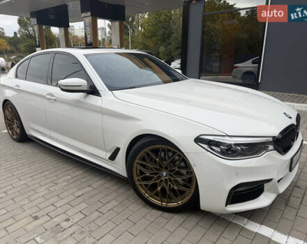 Белый БМВ 5 Серия, объемом двигателя 3 л и пробегом 85 тыс. км за 30000 $, фото 6 на Automoto.ua