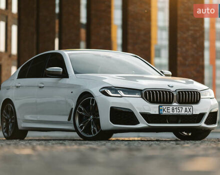 Белый БМВ 5 Серия, объемом двигателя 4.39 л и пробегом 76 тыс. км за 48000 $, фото 3 на Automoto.ua