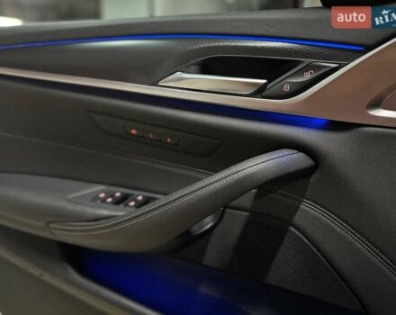 Белый БМВ 5 Серия, объемом двигателя 2 л и пробегом 91 тыс. км за 38000 $, фото 51 на Automoto.ua