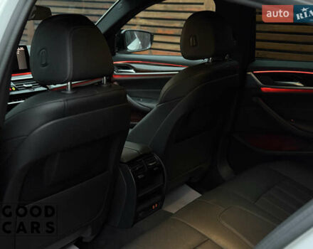 Белый БМВ 5 Серия, объемом двигателя 2 л и пробегом 105 тыс. км за 37000 $, фото 23 на Automoto.ua