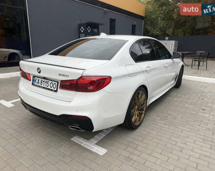 Белый БМВ 5 Серия, объемом двигателя 3 л и пробегом 85 тыс. км за 30000 $, фото 4 на Automoto.ua