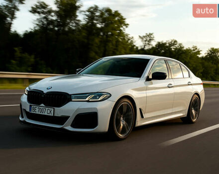 Білий БМВ 5 Серія, об'ємом двигуна 2 л та пробігом 99 тис. км за 36000 $, фото 21 на Automoto.ua