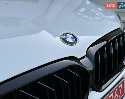 БМВ 5 Серия 2020 в Ивано-Франковске на Automoto.ua Белый БМВ 5 Серия, объемом двигателя 2 л и пробегом 174 тыс. км за 36750 $, фото 16 на Automoto.ua