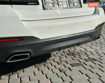 Белый БМВ 5 Серия, объемом двигателя 2 л и пробегом 175 тыс. км за 38500 $, фото 37 на Automoto.ua