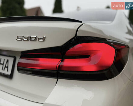 Белый БМВ 5 Серия, объемом двигателя 2.99 л и пробегом 199 тыс. км за 44800 $, фото 40 на Automoto.ua