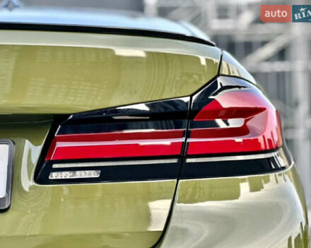 Білий БМВ 5 Серія, об'ємом двигуна 3 л та пробігом 77 тис. км за 35000 $, фото 6 на Automoto.ua
