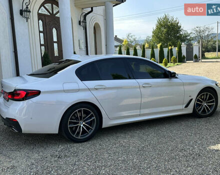 БМВ 5 Серия 2020 в Ивано-Франковске на Automoto.ua Белый БМВ 5 Серия, объемом двигателя 2 л и пробегом 174 тыс. км за 36750 $, фото 8 на Automoto.ua