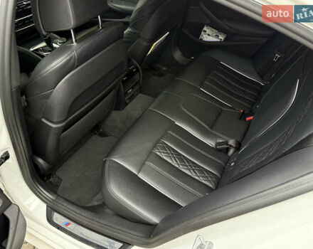 Белый БМВ 5 Серия, объемом двигателя 2.99 л и пробегом 199 тыс. км за 44800 $, фото 37 на Automoto.ua