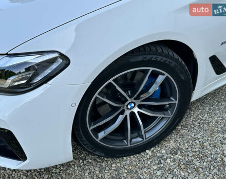 БМВ 5 Серия 2020 в Ивано-Франковске на Automoto.ua Белый БМВ 5 Серия, объемом двигателя 2 л и пробегом 174 тыс. км за 36750 $, фото 11 на Automoto.ua