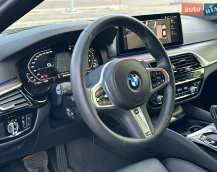 Білий БМВ 5 Серія, об'ємом двигуна 3 л та пробігом 77 тис. км за 35000 $, фото 5 на Automoto.ua