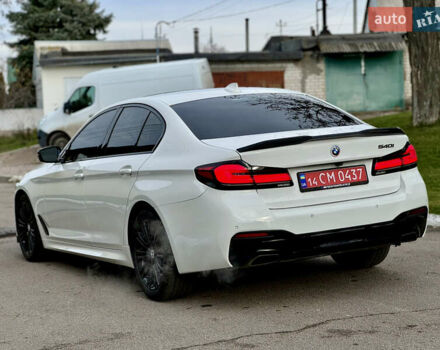 Білий БМВ 5 Серія, об'ємом двигуна 3 л та пробігом 111 тис. км за 39000 $, фото 5 на Automoto.ua