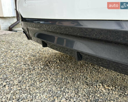 БМВ 5 Серия 2020 в Ивано-Франковске на Automoto.ua Белый БМВ 5 Серия, объемом двигателя 2 л и пробегом 174 тыс. км за 36750 $, фото 28 на Automoto.ua