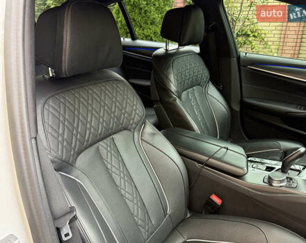 Белый БМВ 5 Серия, объемом двигателя 2.99 л и пробегом 199 тыс. км за 44800 $, фото 35 на Automoto.ua