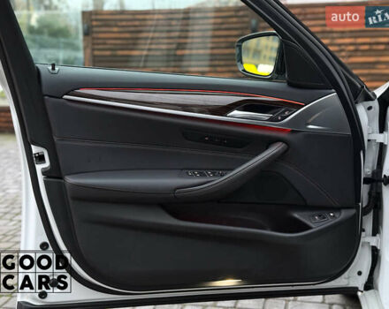 Белый БМВ 5 Серия, объемом двигателя 2 л и пробегом 105 тыс. км за 37000 $, фото 15 на Automoto.ua