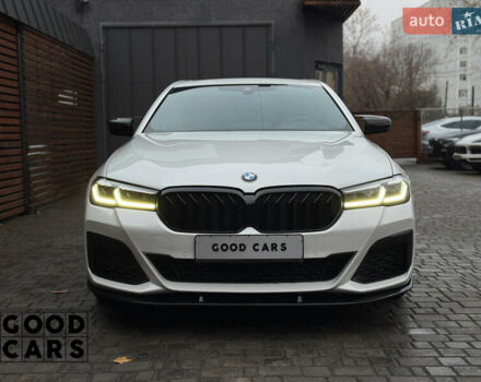 Белый БМВ 5 Серия, объемом двигателя 2 л и пробегом 105 тыс. км за 37000 $, фото 1 на Automoto.ua