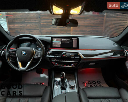 Белый БМВ 5 Серия, объемом двигателя 2 л и пробегом 105 тыс. км за 37000 $, фото 27 на Automoto.ua