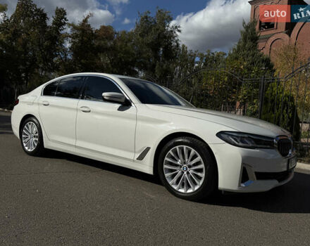 Белый БМВ 5 Серия, объемом двигателя 2 л и пробегом 70 тыс. км за 35500 $, фото 8 на Automoto.ua