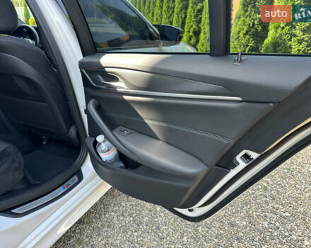 БМВ 5 Серия 2020 в Ивано-Франковске на Automoto.ua Белый БМВ 5 Серия, объемом двигателя 2 л и пробегом 174 тыс. км за 36750 $, фото 67 на Automoto.ua