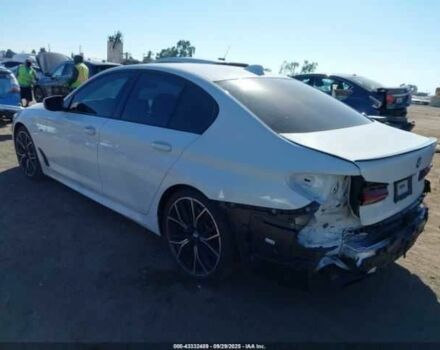 Белый БМВ 5 Серия, объемом двигателя 3 л и пробегом 60 тыс. км за 15500 $, фото 2 на Automoto.ua