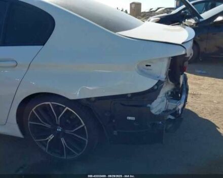 Белый БМВ 5 Серия, объемом двигателя 3 л и пробегом 60 тыс. км за 15500 $, фото 5 на Automoto.ua