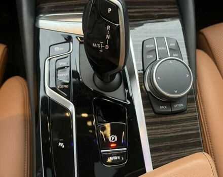 Белый БМВ 5 Серия, объемом двигателя 0 л и пробегом 64 тыс. км за 22000 $, фото 4 на Automoto.ua