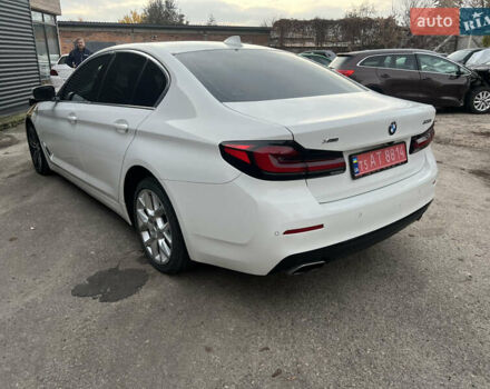 Белый БМВ 5 Серия, объемом двигателя 0 л и пробегом 64 тыс. км за 22000 $, фото 14 на Automoto.ua