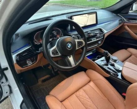 Білий БМВ 5 Серія, об'ємом двигуна 2 л та пробігом 24 тис. км за 15000 $, фото 10 на Automoto.ua