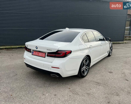 Белый БМВ 5 Серия, объемом двигателя 0 л и пробегом 64 тыс. км за 22000 $, фото 23 на Automoto.ua