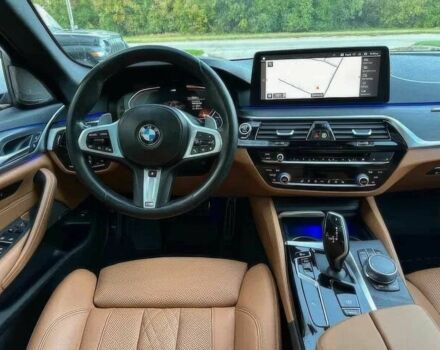 Білий БМВ 5 Серія, об'ємом двигуна 2 л та пробігом 24 тис. км за 15000 $, фото 8 на Automoto.ua